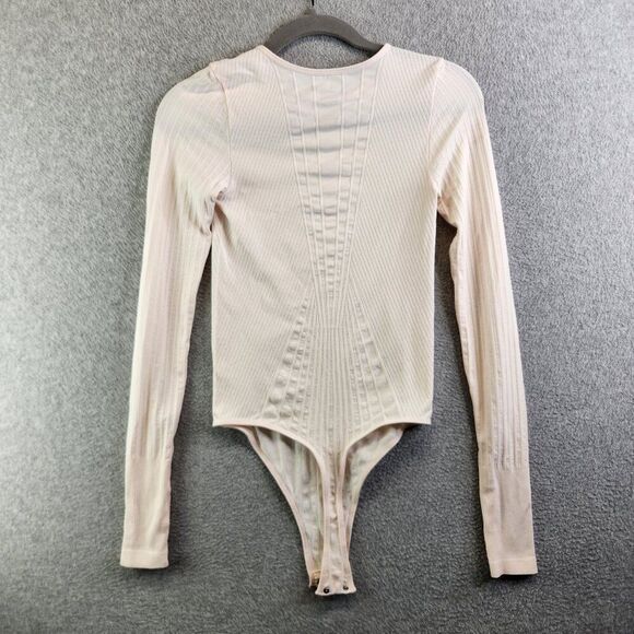 Intimately Free People Bodysuit Womens M/L Pink Ribbed Neutral Thumbholes Crew - Picture 5 of 10